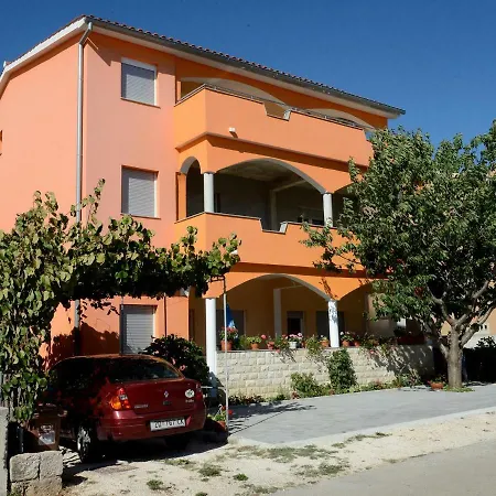 Adriana * זאדאר