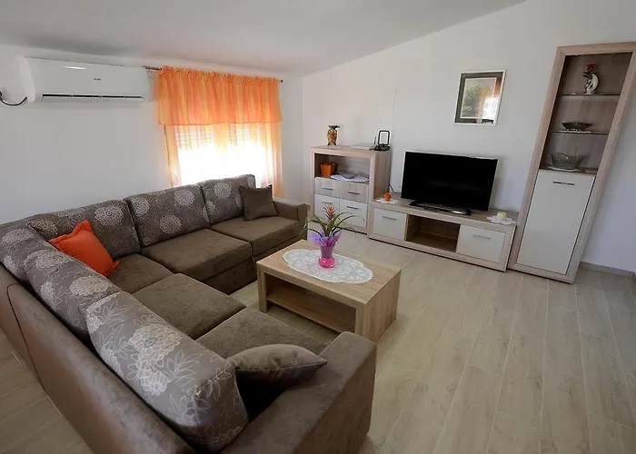 Adriana דירה זאדאר