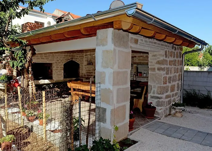 Adriana דירה זאדאר