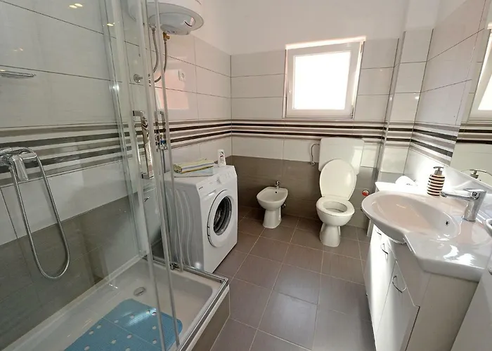 Adriana * זאדאר