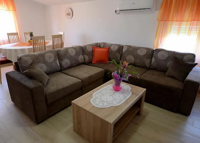 Апартаменты Adriana Задар